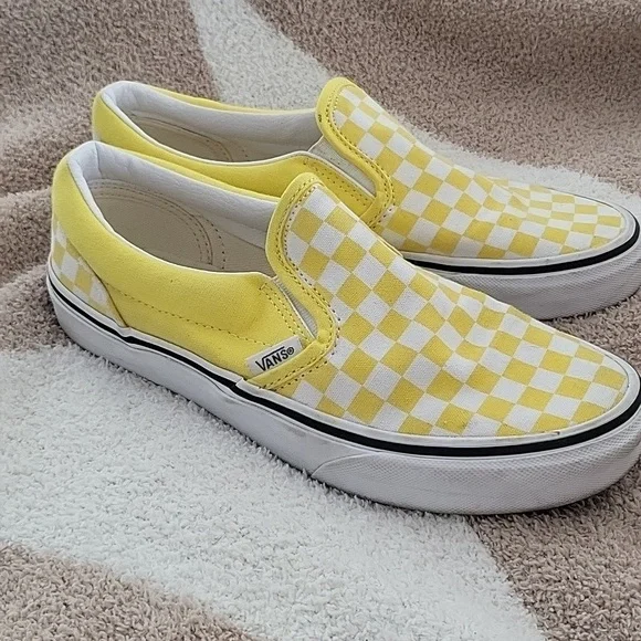 VANS White/Yellow Checkerboard Slip-on Sneakers Size 5 - Picture 4 of 8
